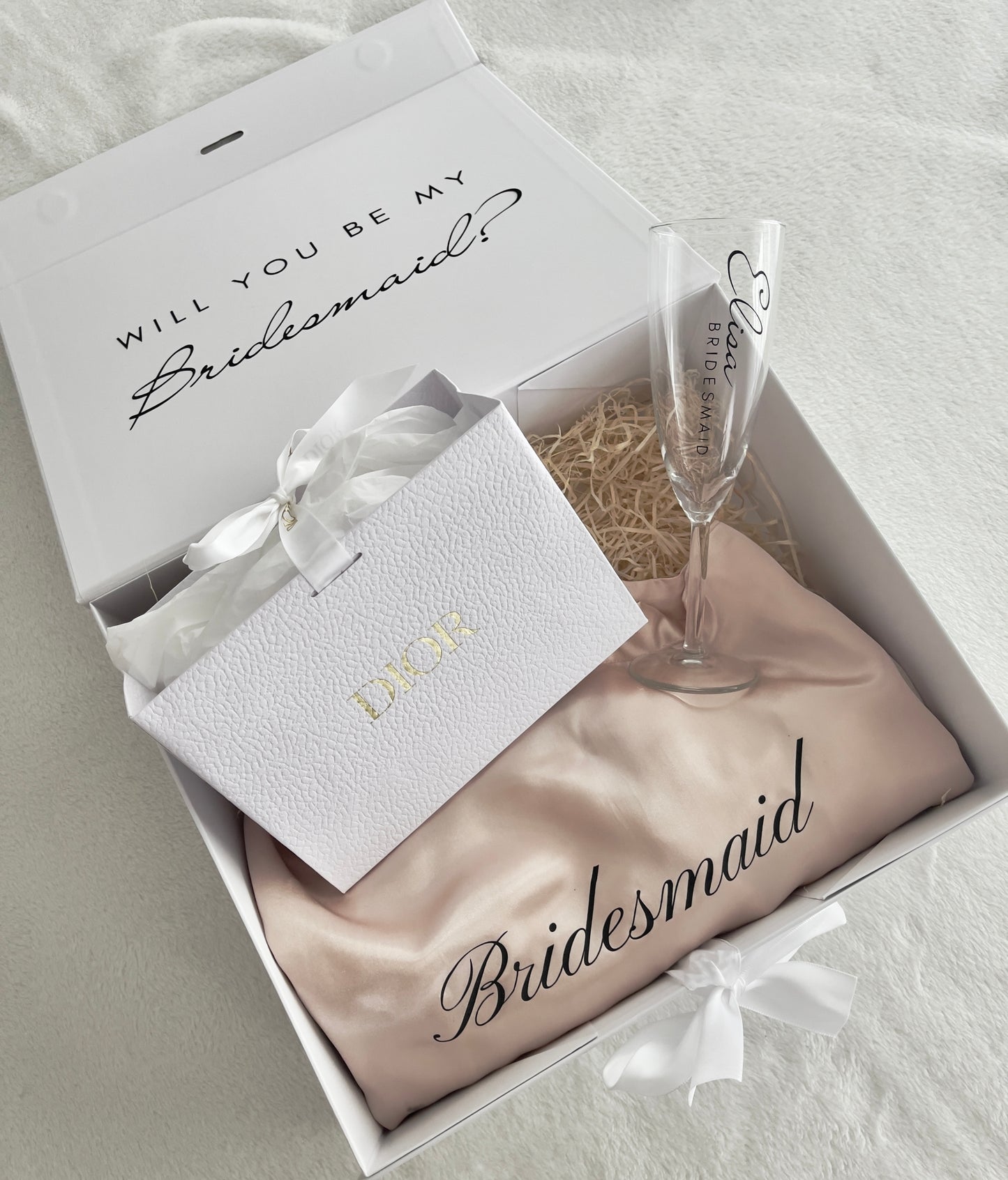
                  
                    Bridesmaid Box Schlafanzug
                  
                